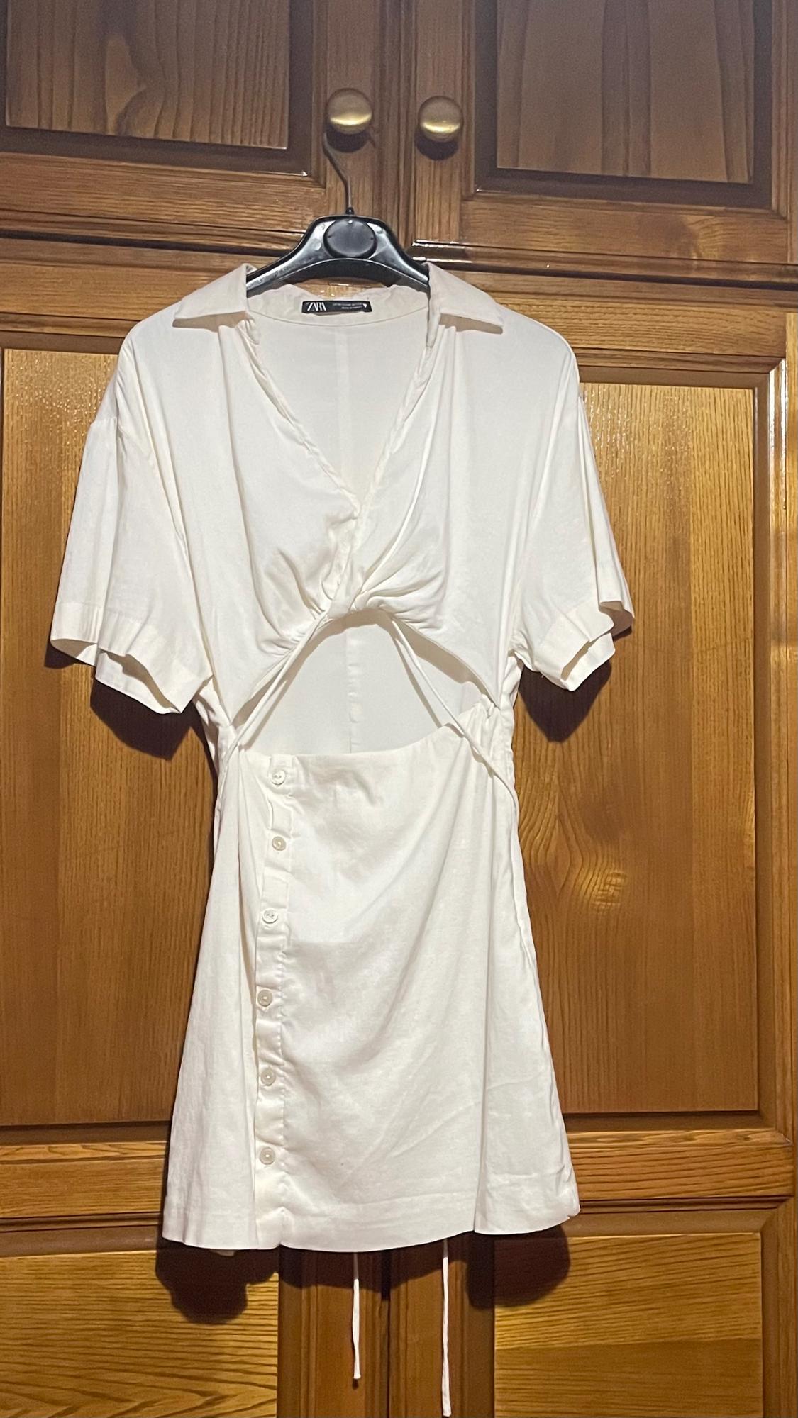 LINEN BLEND DRESS WITH CUT-OUT DETAIL