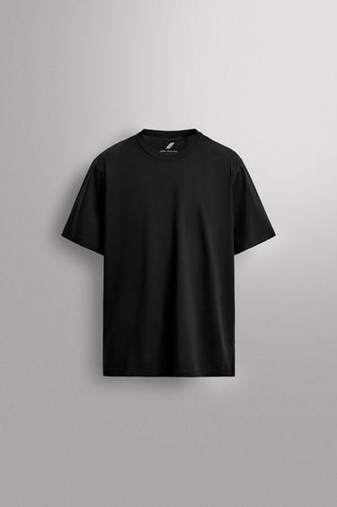 COTTON BLEND TECHNICAL T-SHIRT - Black by Zara