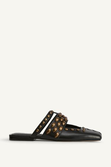 LEDERPANTOLETTE MIT NIETEN LIMITED EDITION - Schwarz von Zara