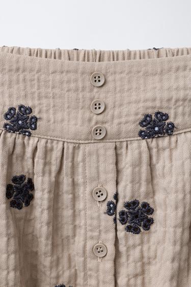 JUPE TEXTURÉE BRODÉE - Beige clair de Zara - Image 2