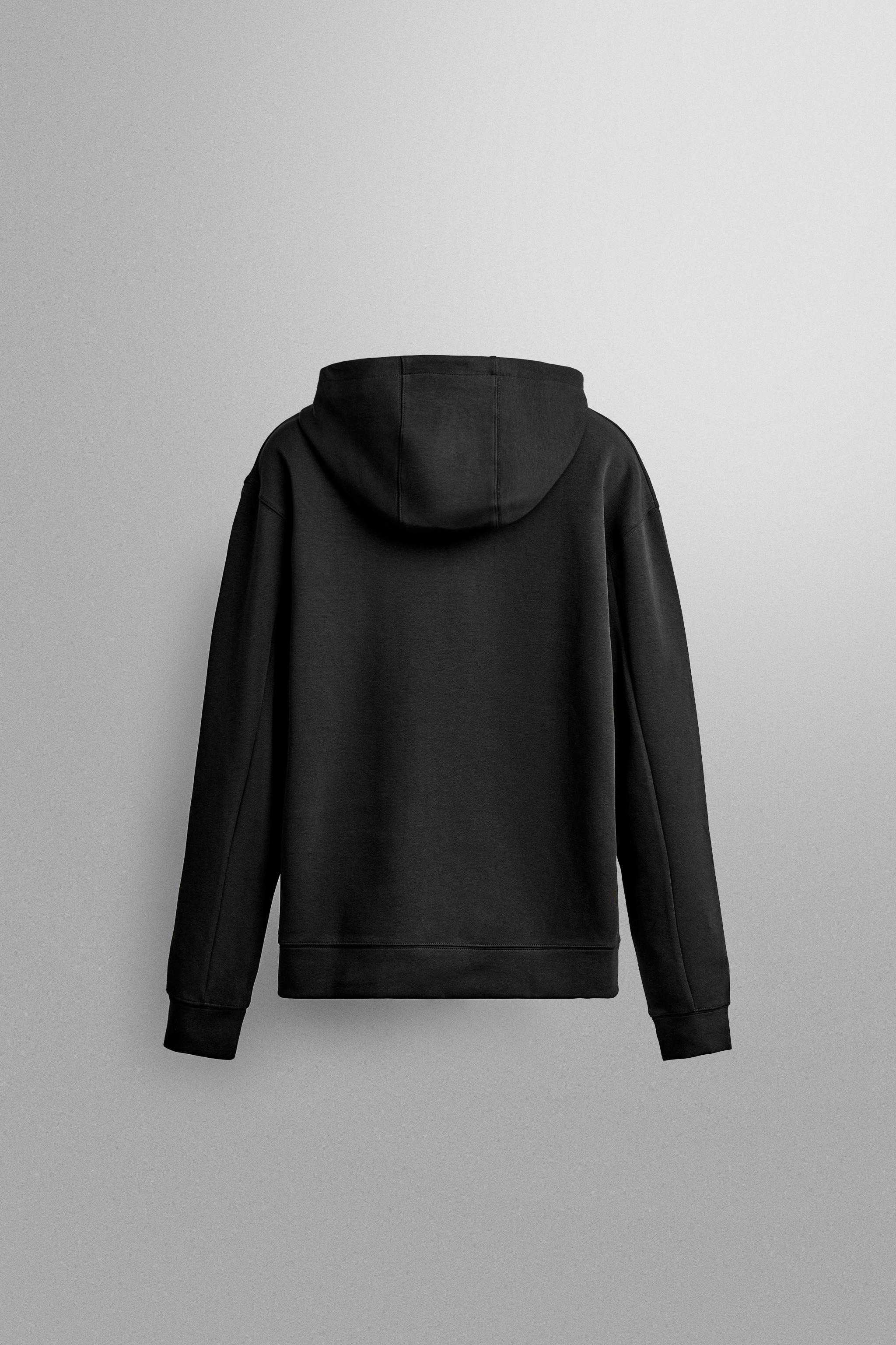 TECHNICAL HOODIE