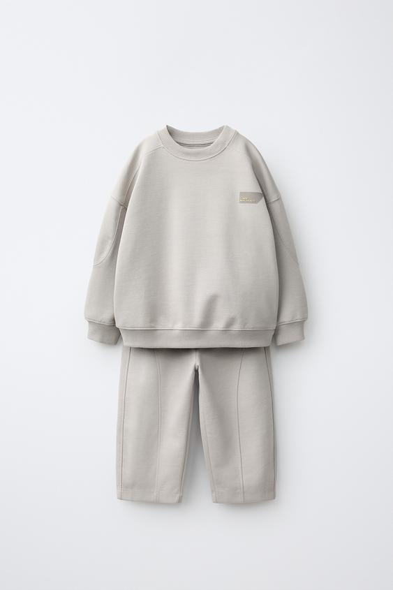INTERLOCK SWEATSHIRT AND BARREL TROUSER JOGGER SET - Ice de Zara - Imagen 0