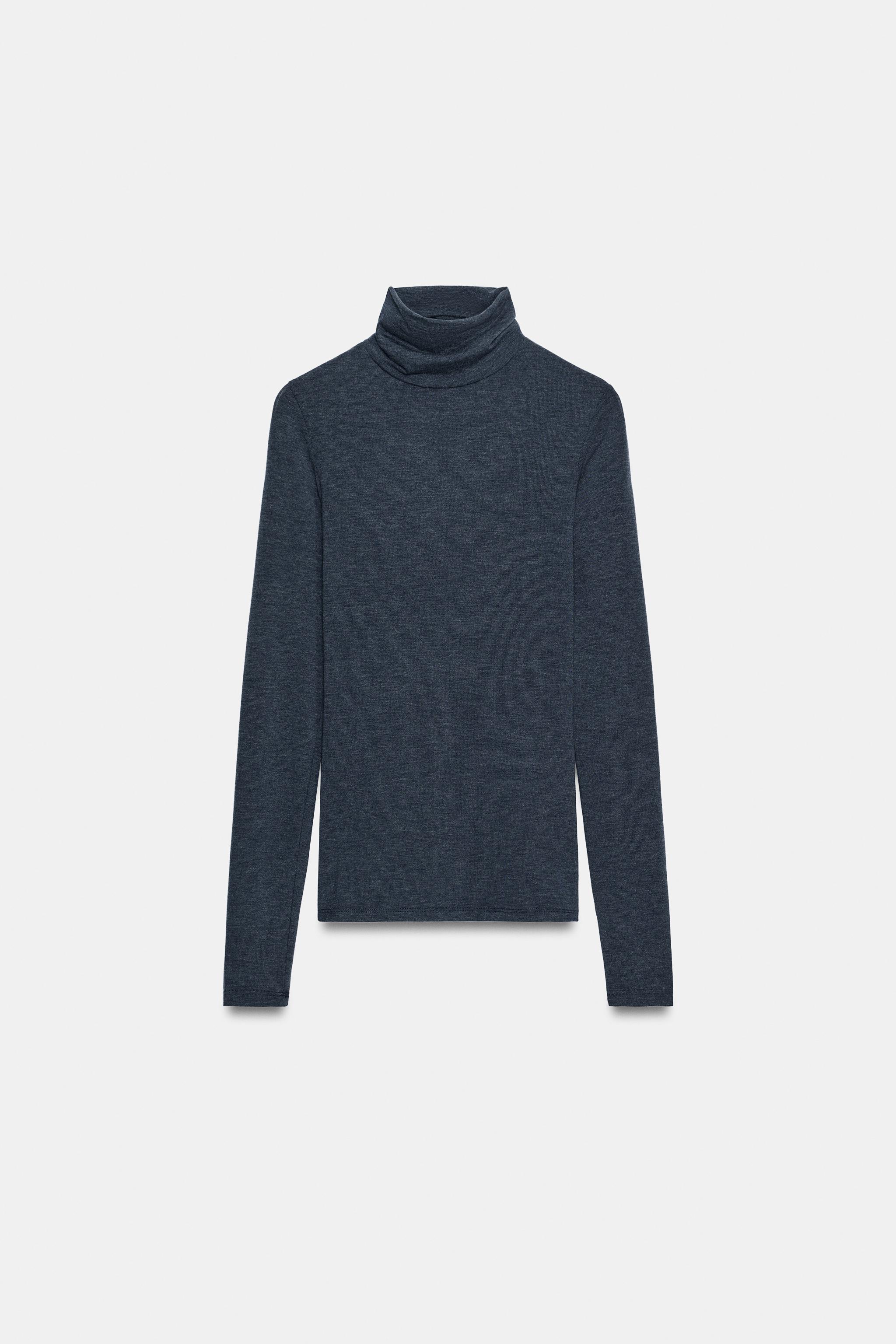 STAND-UP COLLAR T-SHIRT