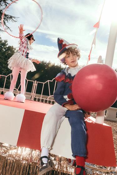 TEXTURED CLOWN JUMPSUIT COSTUME - Red by Zara