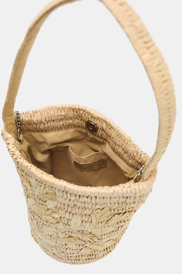 BRAIDED BASKET BAG WITH DESIGN - Light beige by Zara - Image 4