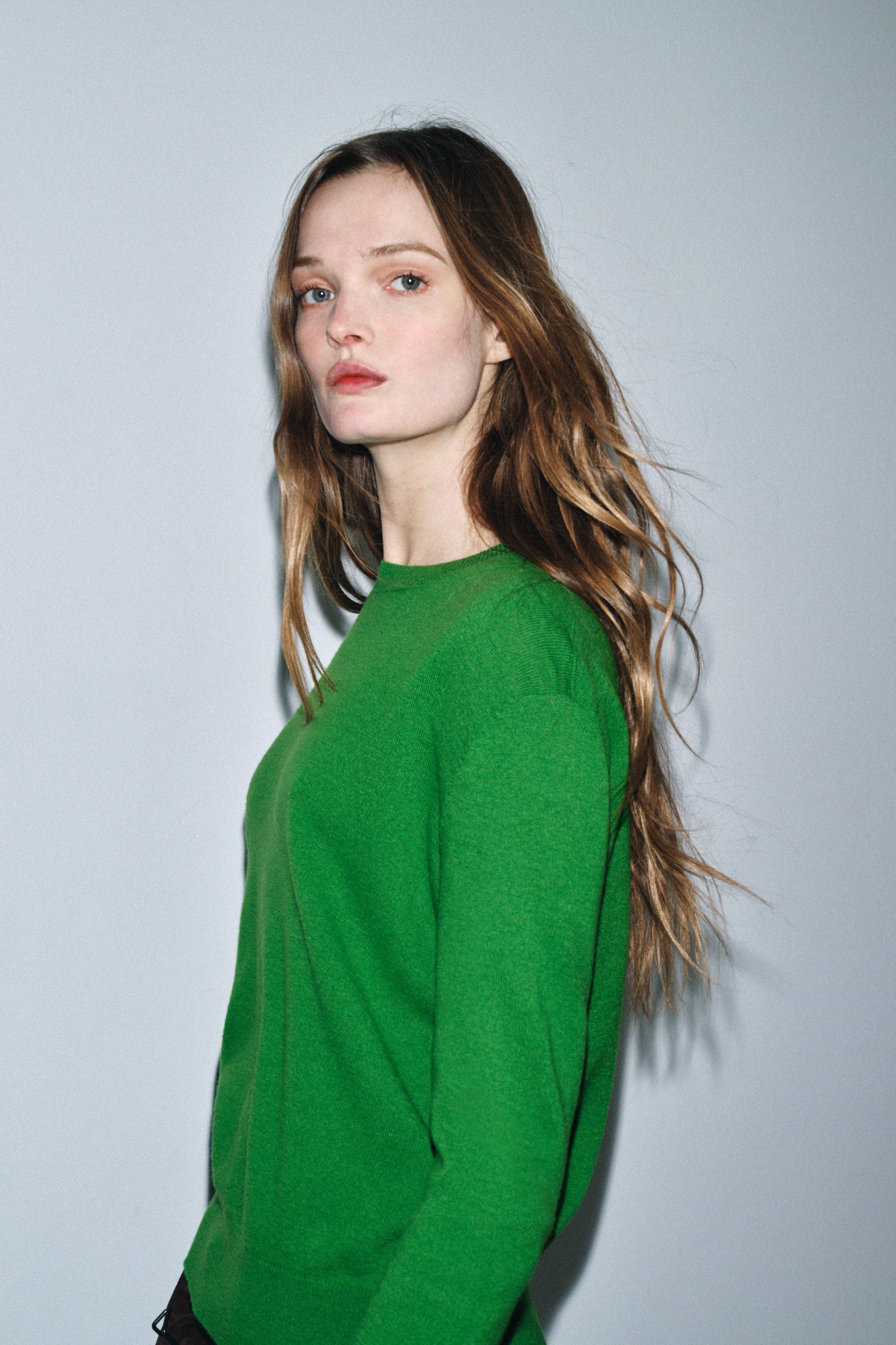 100% EXTRA SOFT WOOL JUMPER