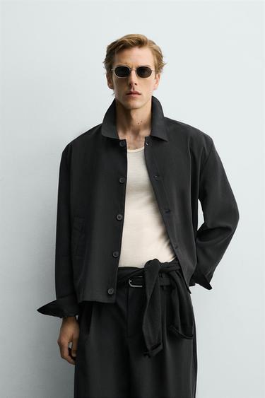 JACHETĂ TIP CĂMAȘĂ FLUIDĂ BOXY FIT - Negru de la Zara