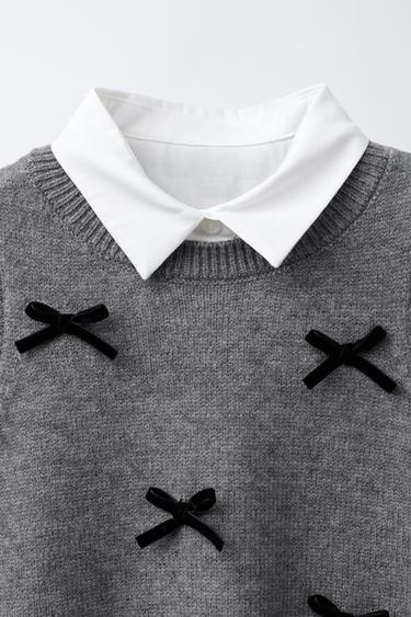 CHEMISE EN POPELINE, GILET EN MAILLE ET LACETS EN VELOURS - Blanc / Gris de Zara - Image 2