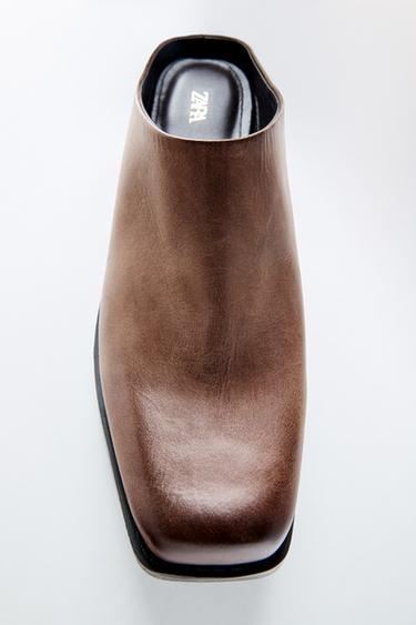 ZUECO PIEL EFECTO DESGASTADO - Tostado oscuro de Zara