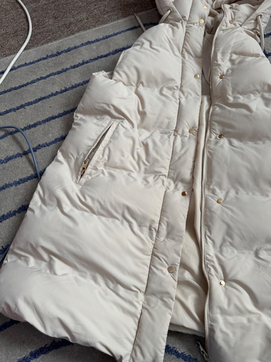 QUILTED GILET WITH HOOD - Image 4