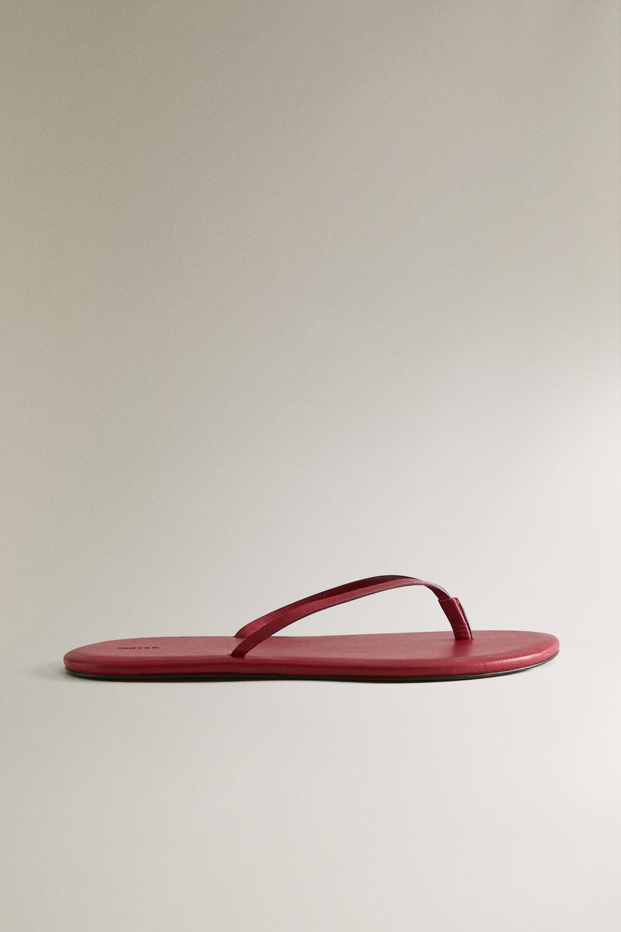 MINIMAL LEATHER SANDALS — Red