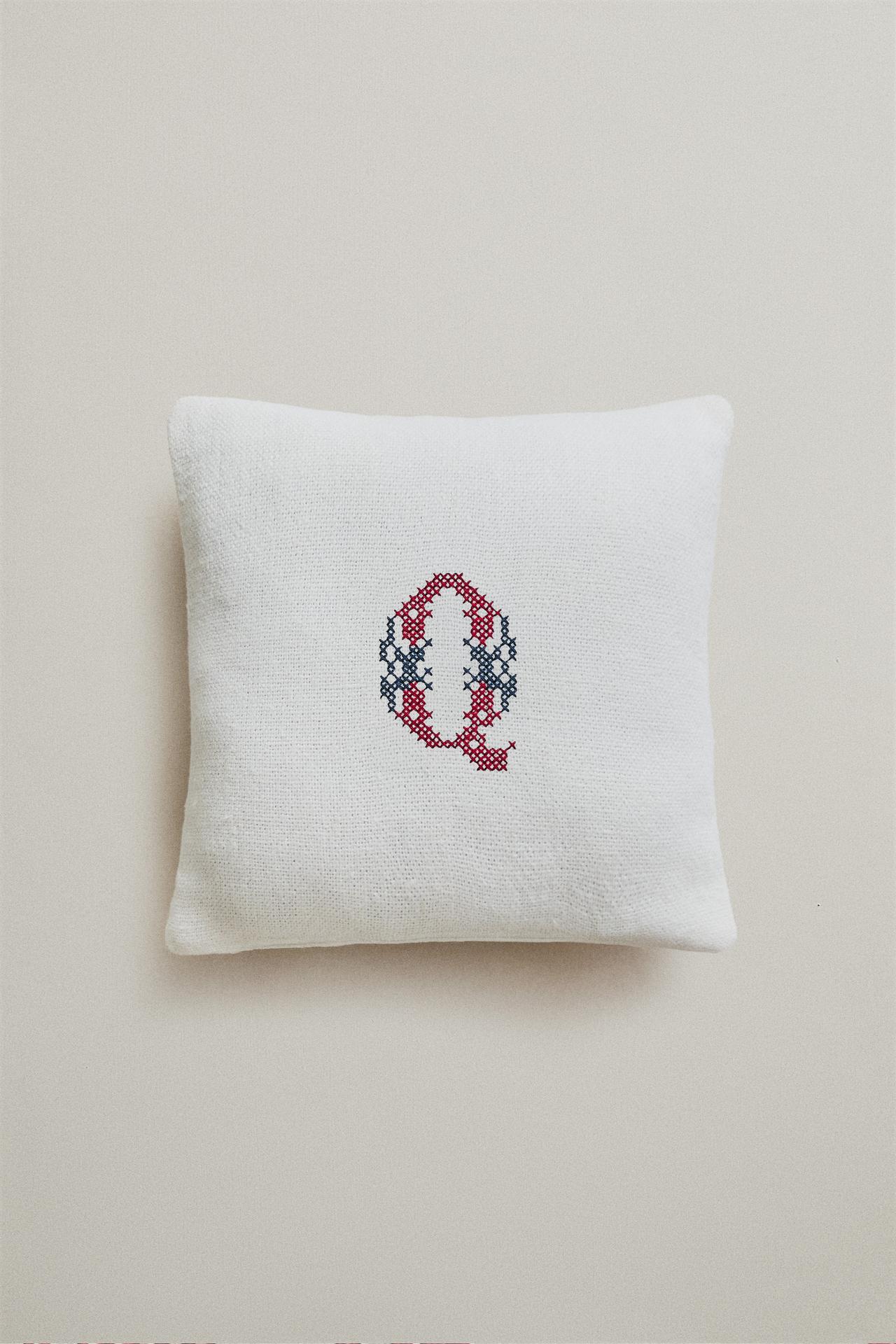 LETTER Q EMBROIDERED LINEN CUSHION — Ecru