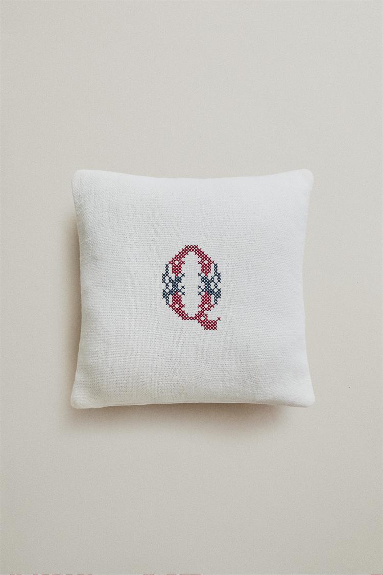 LETTER Q EMBROIDERED LINEN CUSHION — Ecru