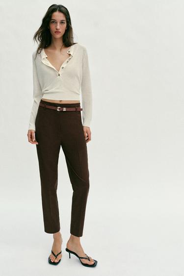 PANTALÓN TIRO ALTO CINTURÓN - Marrón de Zara