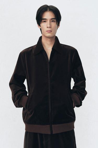レギュラーフィットベルベットジャケット SOSHIOTSUKI X ZARAブラウンZaraのレギュラーフィットベルベットジャケット SOSHIOTSUKI X ZARA - ブラウン