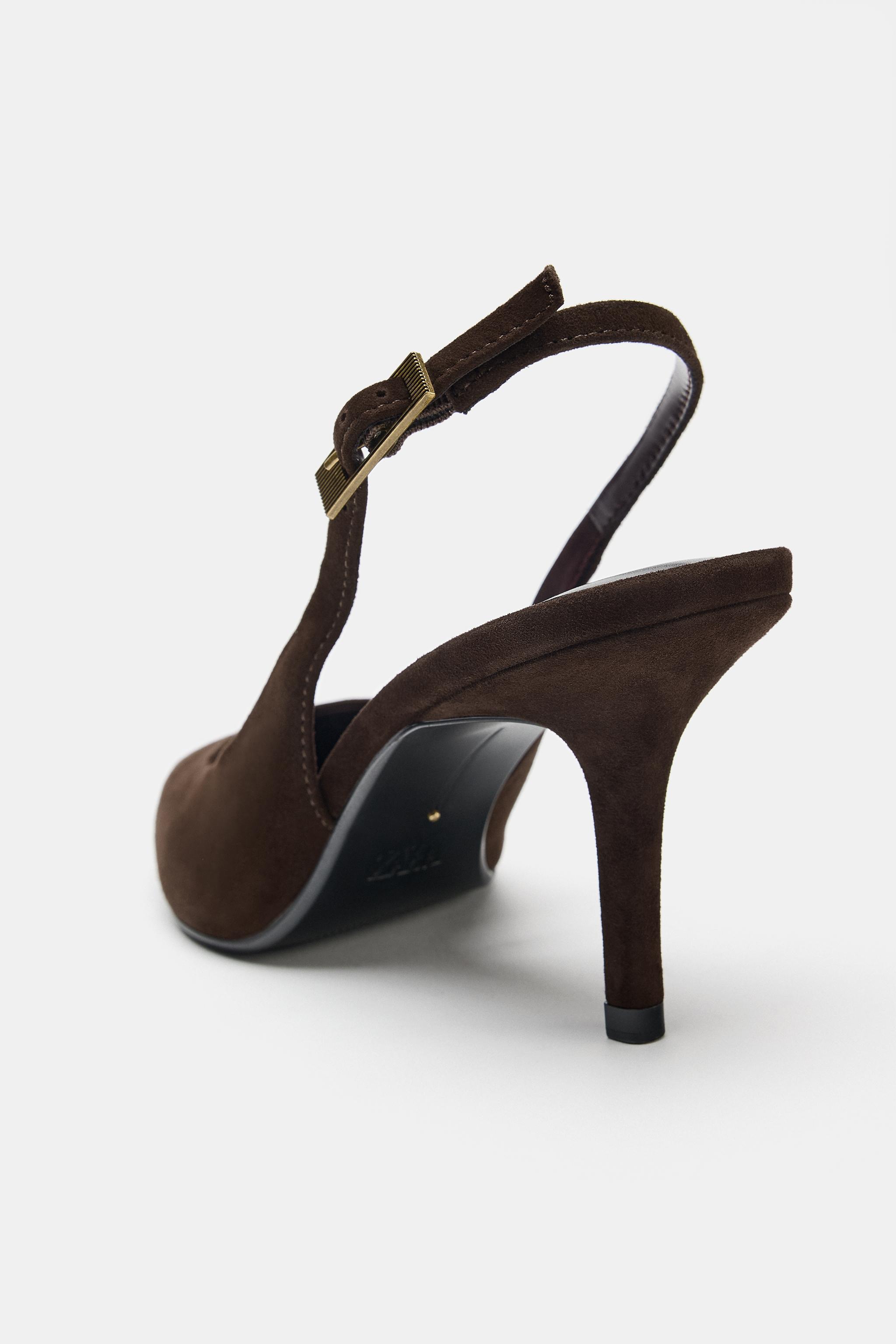 CHAUSSURES À TALONS EN DAIM AVEC BOUCLE