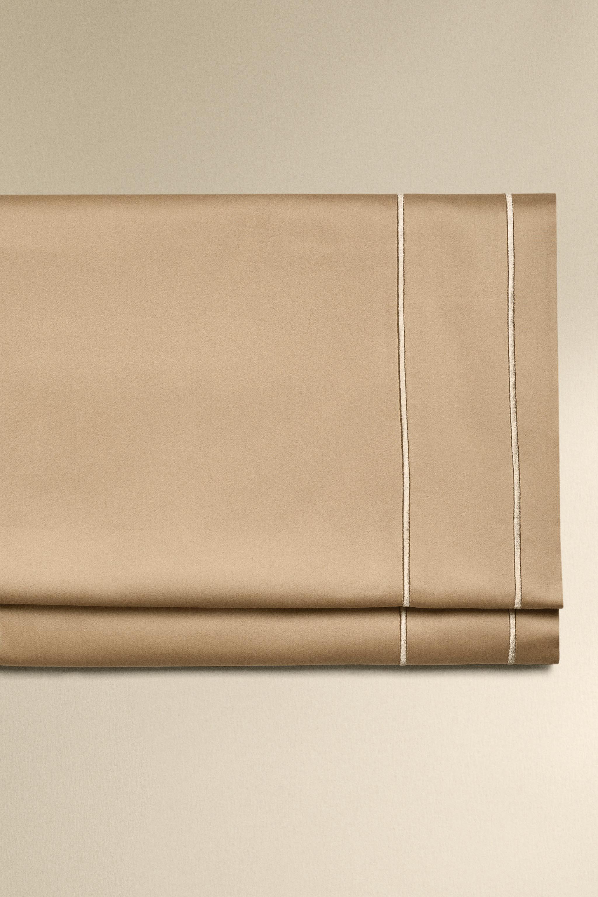 SATEEN FLAT SHEET WITH DOUBLE TRIM