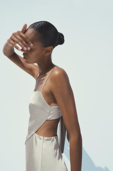 VESTIDO SATINADO CUERPO PAÑUELO - Gris claro de Zara