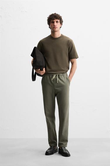 KALHOTY COMFORT FIT S PASEM STYLU JOGGER - Tmavá khaki od Zara