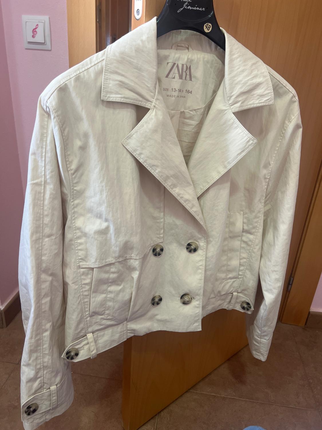 SHORT TRENCH COAT - Image 4