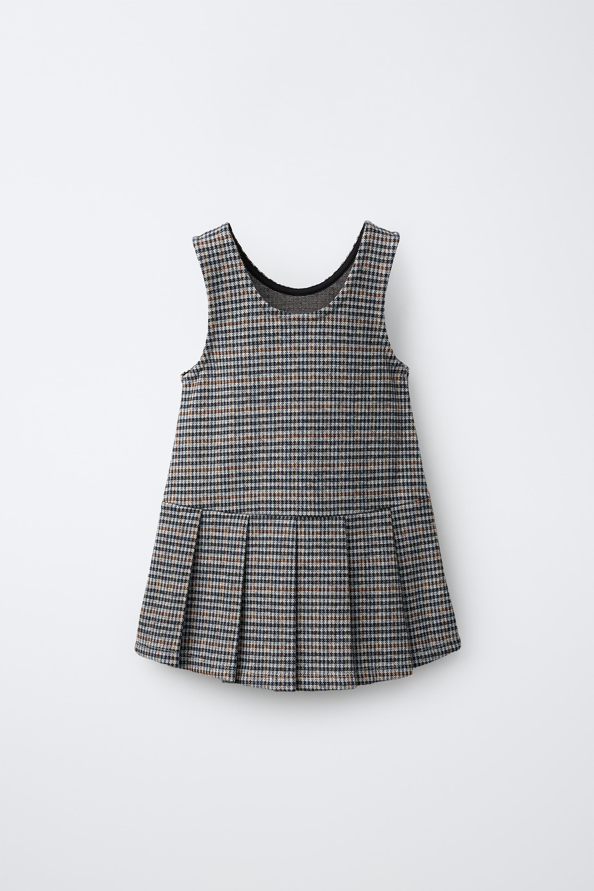 ROBE-SALOPETTE IMPRIMÉE À CARREAUX PLIS PLATS ET OURS BRODÉ