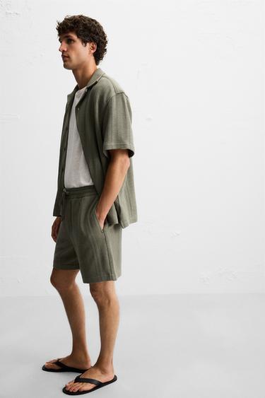 JACQUARD TEXTURED BERMUDA SHORTS - Mid-green by Zara - Image 5