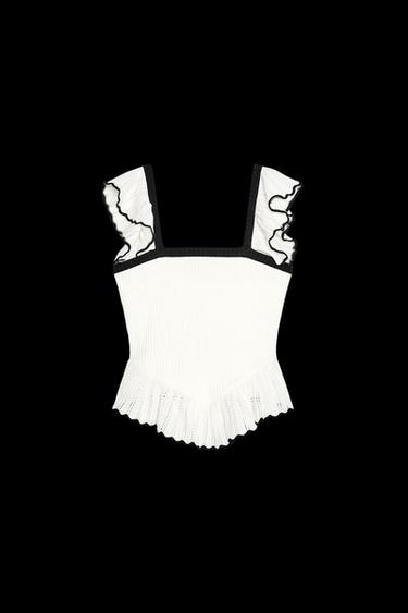 TOP VOLANTES CONTRASTE - Blanco / Negro de Zara - Imagen 0