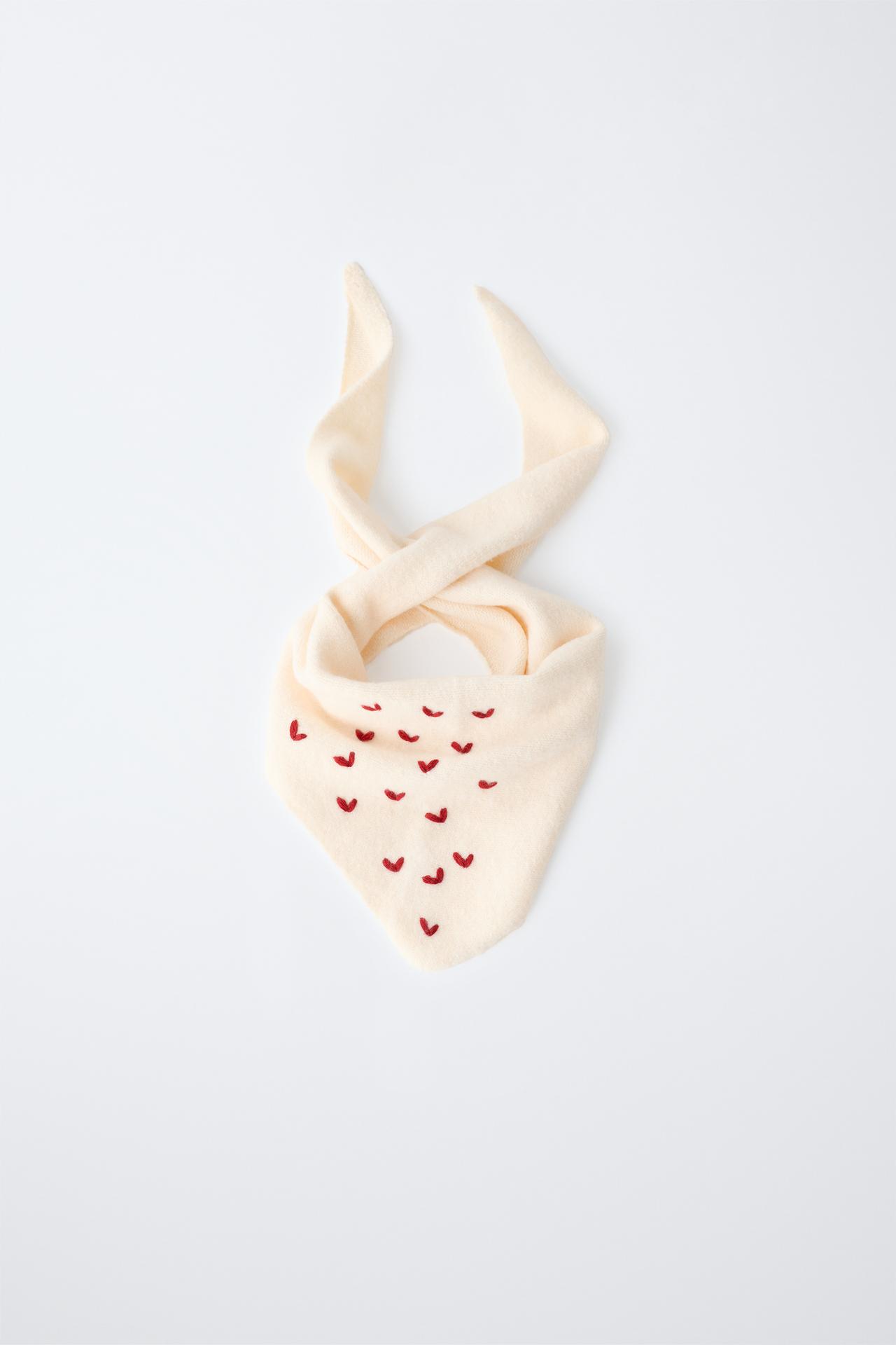 EMBROIDERED TRIANGULAR KNIT SCARF — Ecru