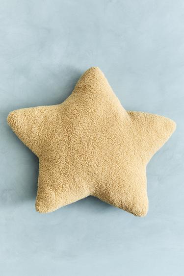 CHILDREN'S LARGE FAUX SHEARLING STAR CUSHION - Lime by Zara