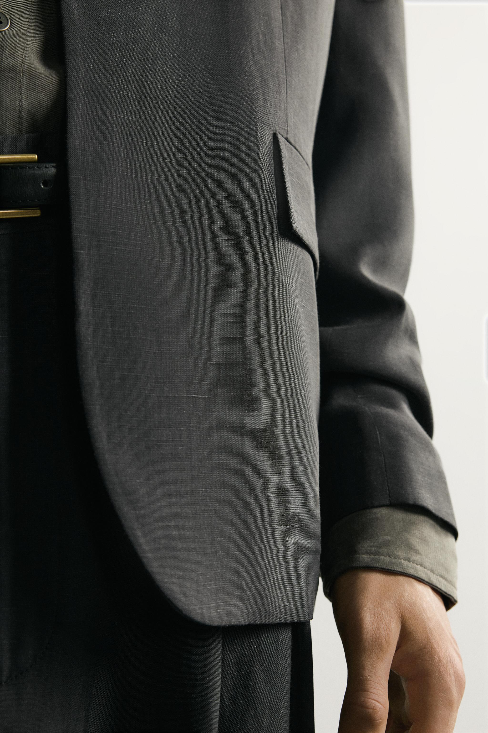 Relaxed-Fit Collarless Blazer