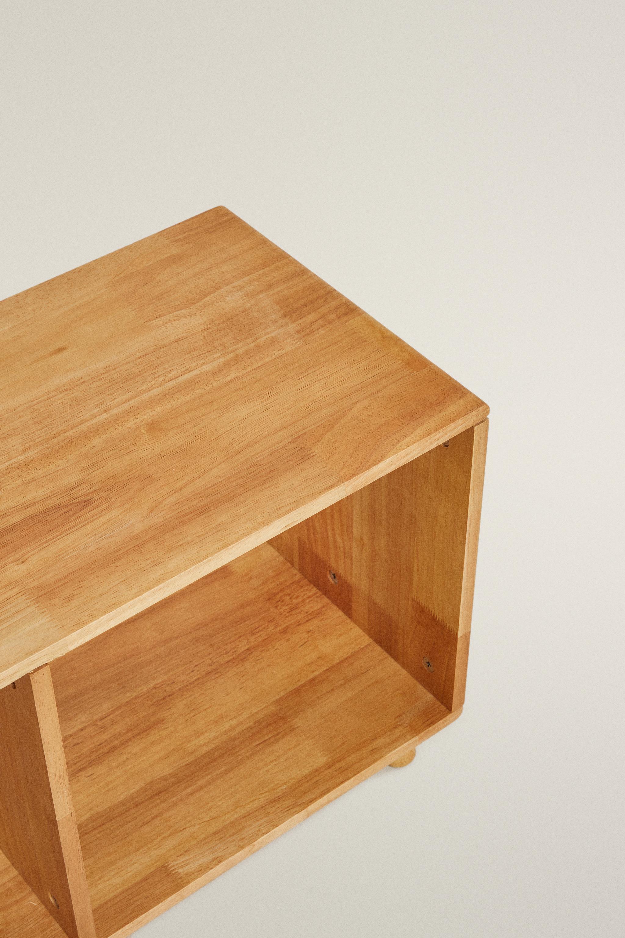 WOOD STORAGE SIDEBOARD