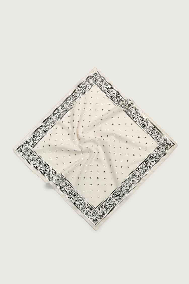 BANDANA ESTAMPADO PAISLEY