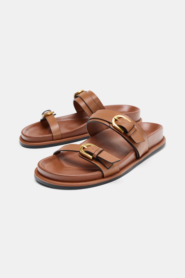 SANDALIAS CON DETALLE DE HEBILLA 3
