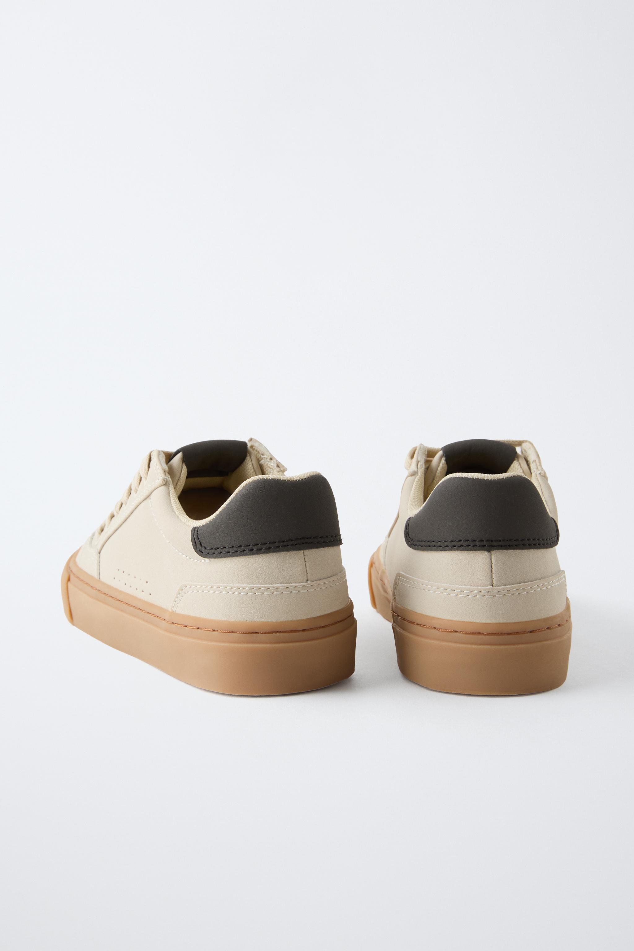 【ZARA BASIC COLECTION 】NY スニーカー　オフホワイト新品 ベーシックスニーカー - ホワイト | ZARA Japan / 日本