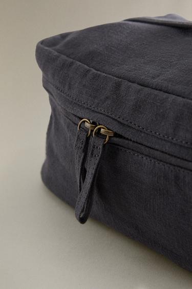 MEDIUM RAMIE WASH BAG - Navy Blue by Zara - Image 4