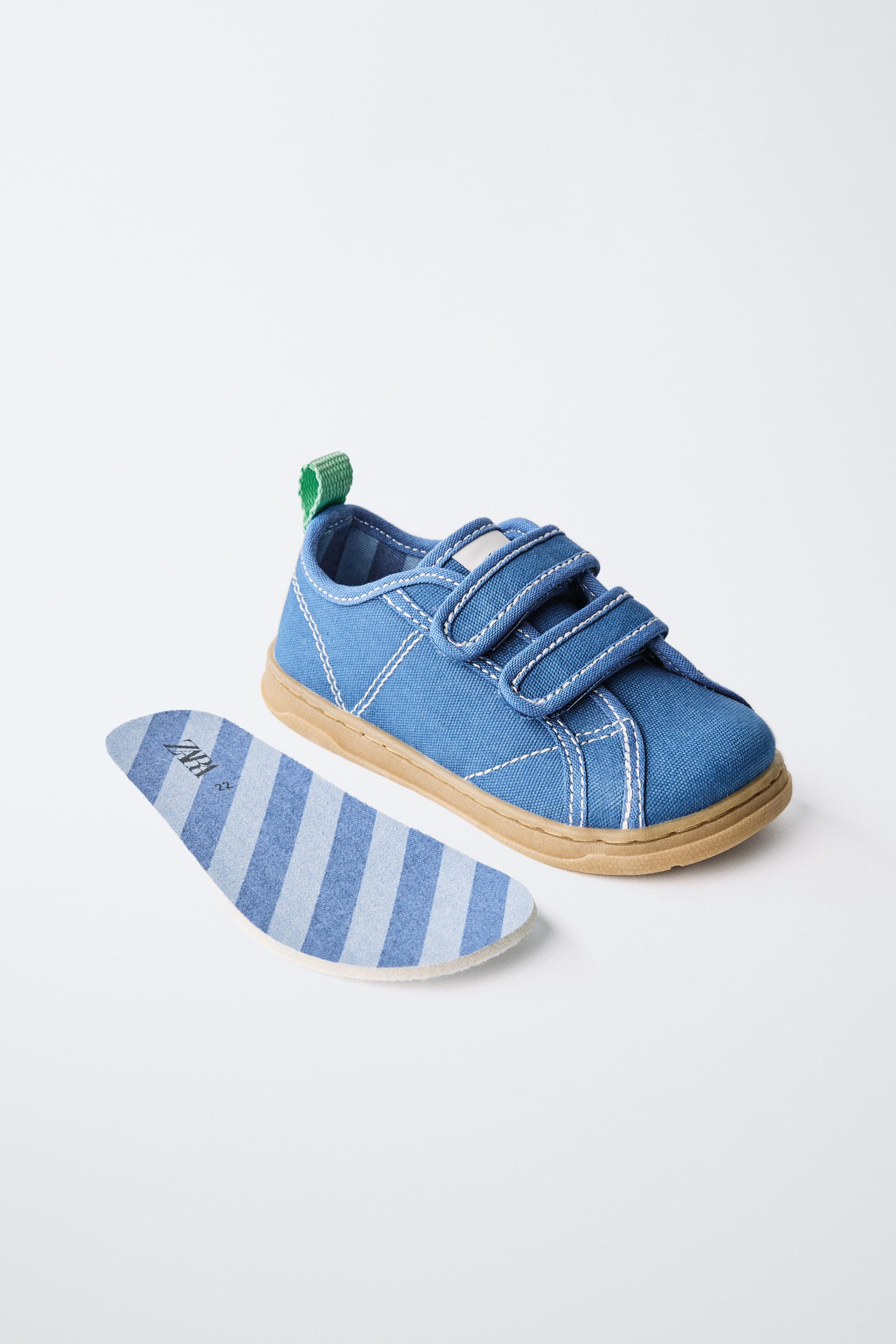 BAREFOOT SNEAKERS