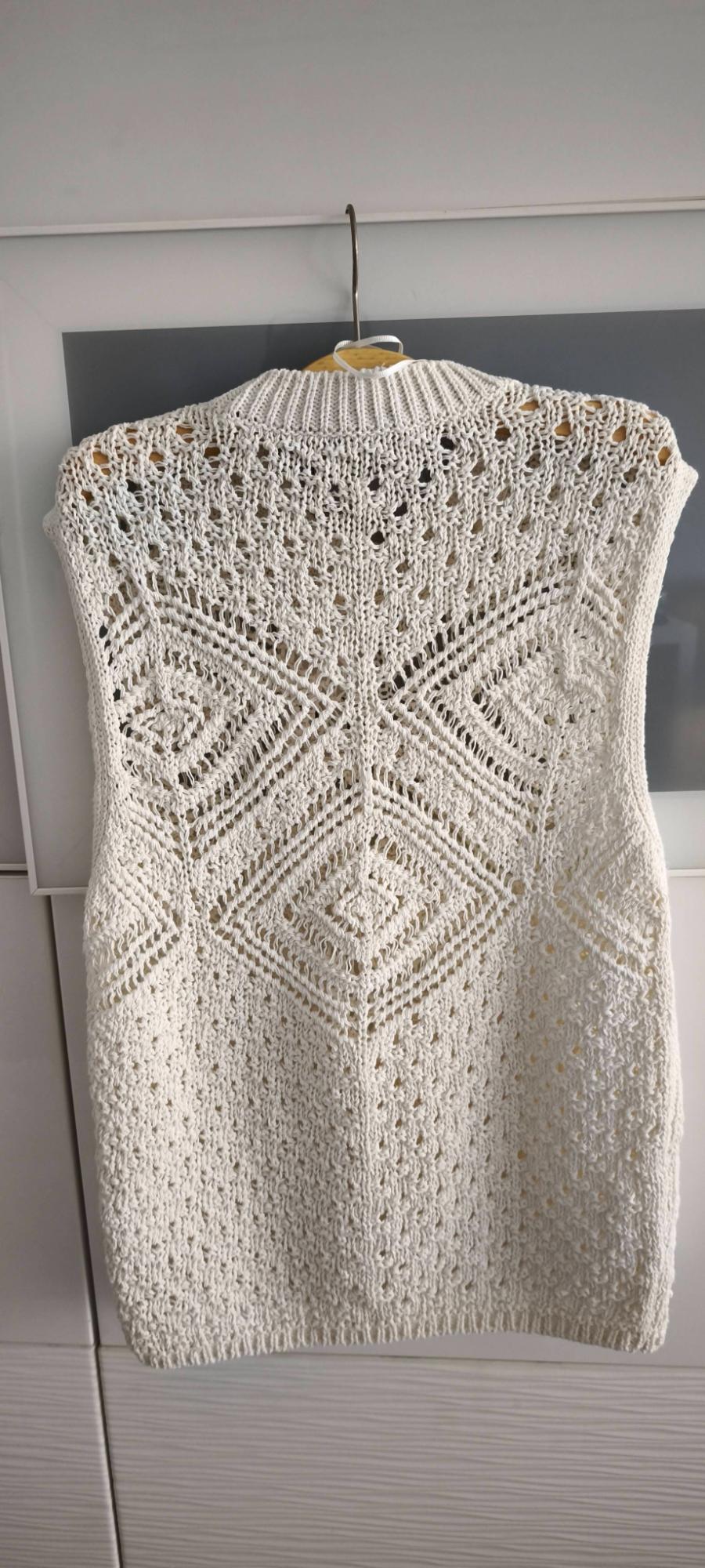 POINTELLE KNIT SLEEVELESS TOP - Image 3
