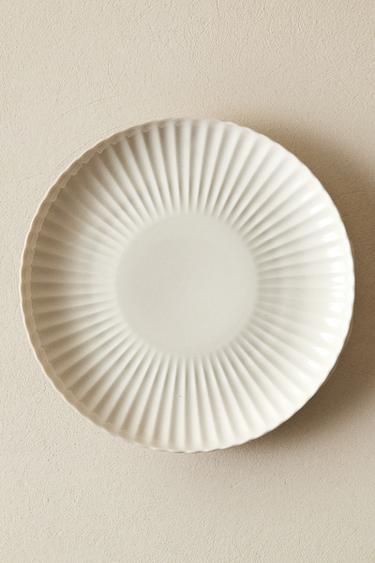 SCALLOPED PORCELAIN DINNER PLATE - White by Zara - Image 5