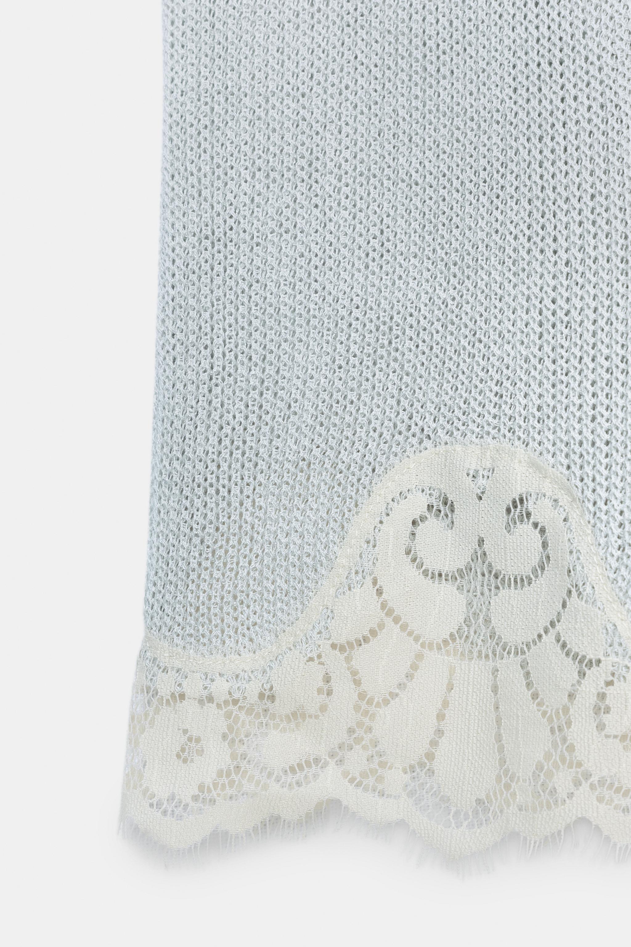 SHORT RUSTIQUE EN DENTELLE