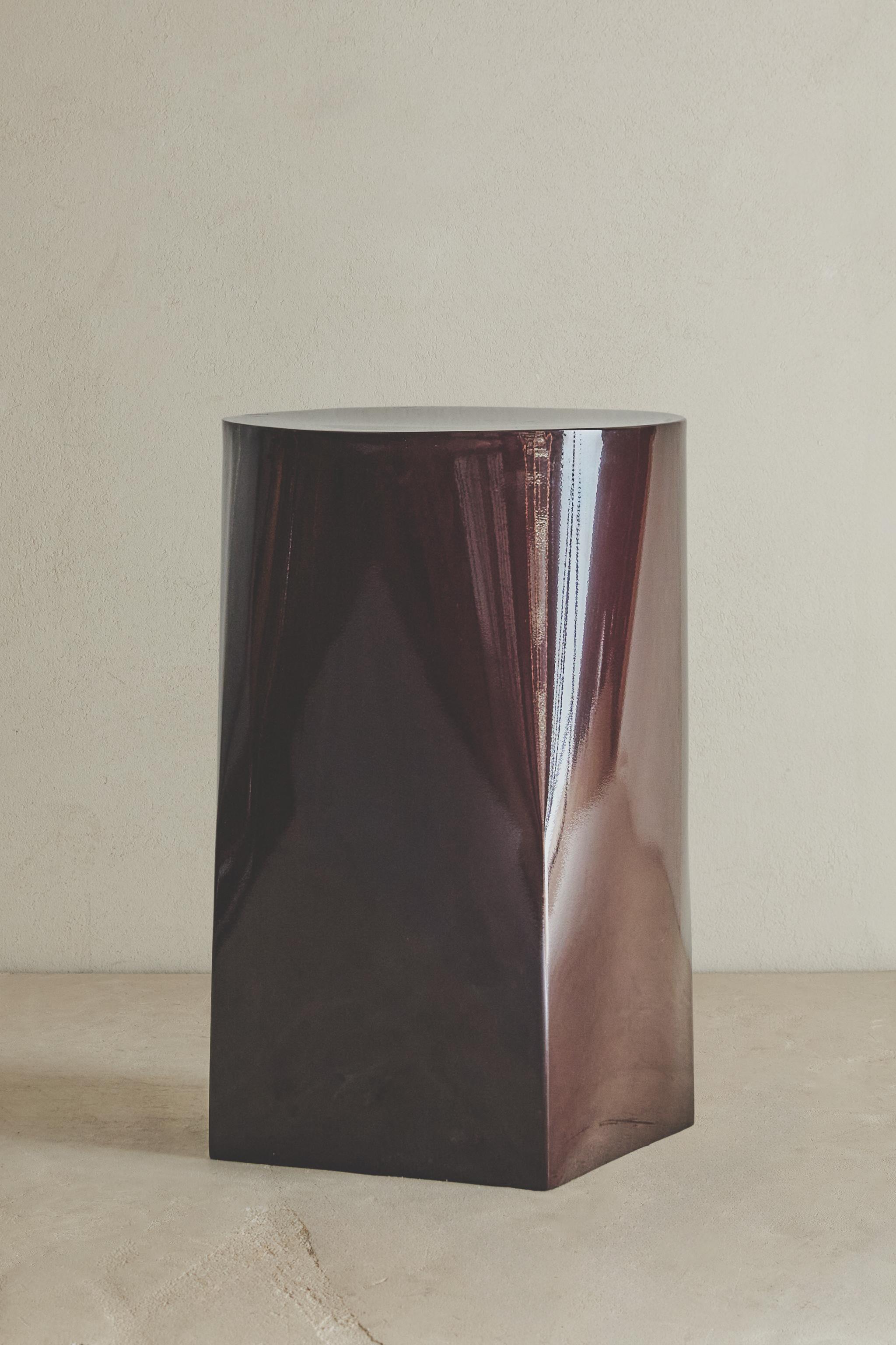 STAINLESS STEEL SIDE TABLE - Wine | ZARA United States