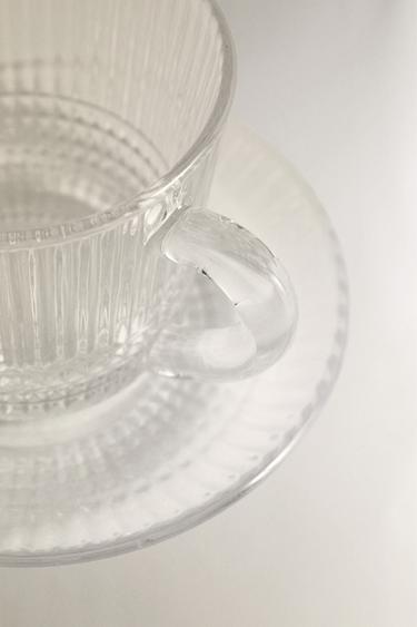 GLASS COFFEE CUP AND SAUCER WITH RAISED DESIGN - 990 de Zara - Image 2