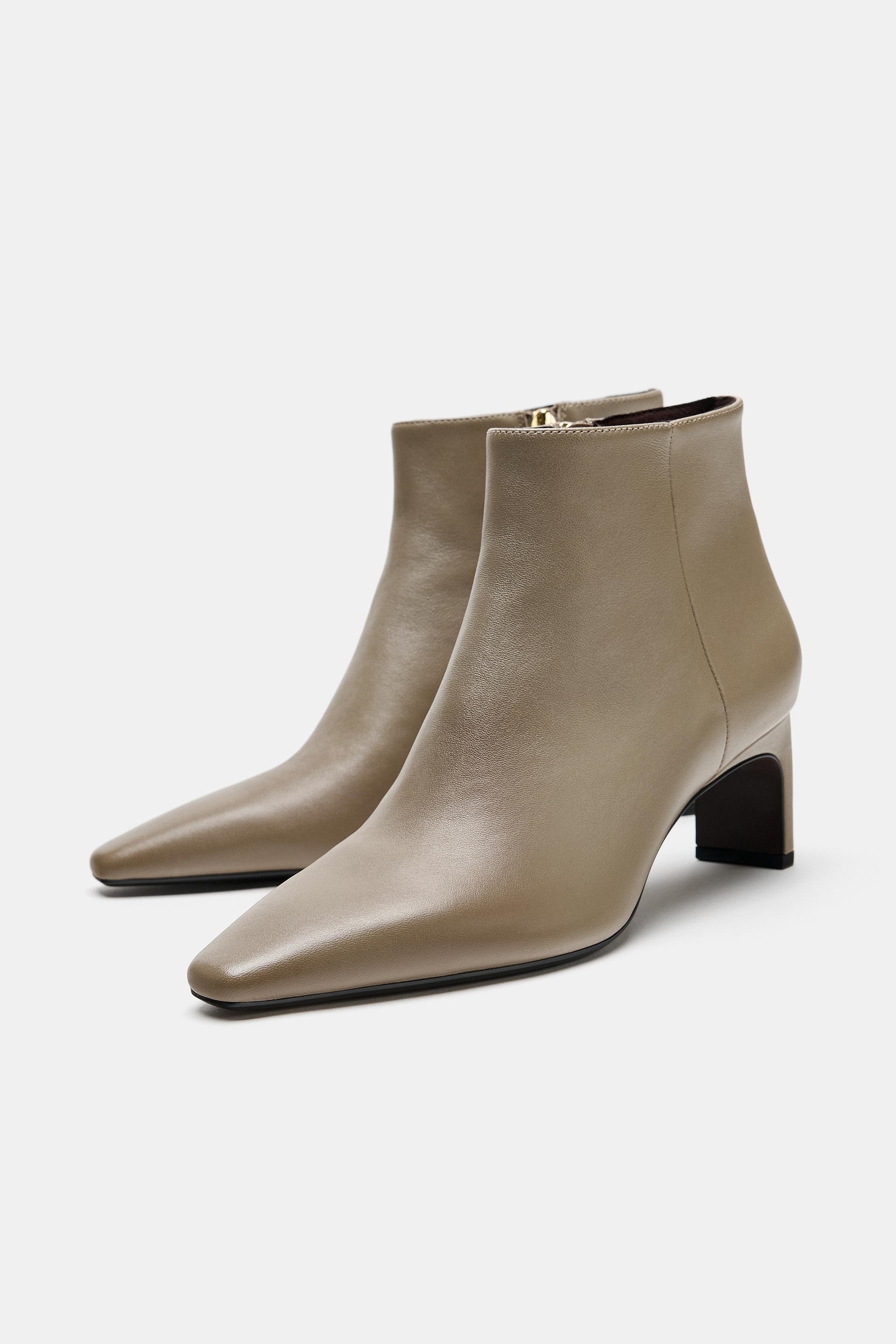 LEATHER KITTEN HEEL BOOTIES