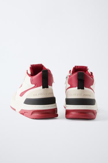 BASKETS MONTANTES À EMPIÈCEMENTS MULTIPLES - Rouge de Zara - Image 3