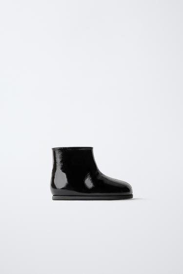 QUILTED LEATHER BOOTS - Black by Zara