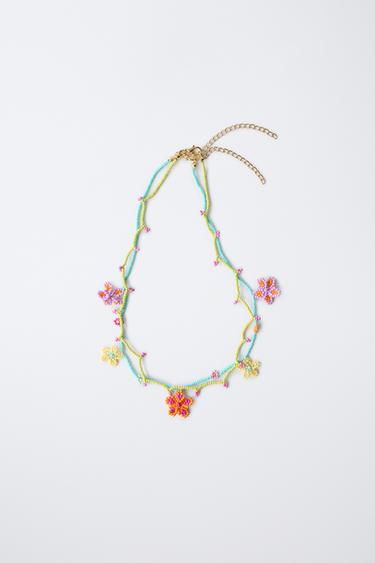 PACK OF TWO NECKLACES WITH FLOWER BEADS - Fuchsia by Zara