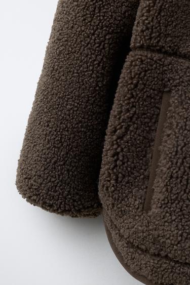 VESTE EFFET MOUTON À CAPUCHE - Marron foncé de Zara - Image 4