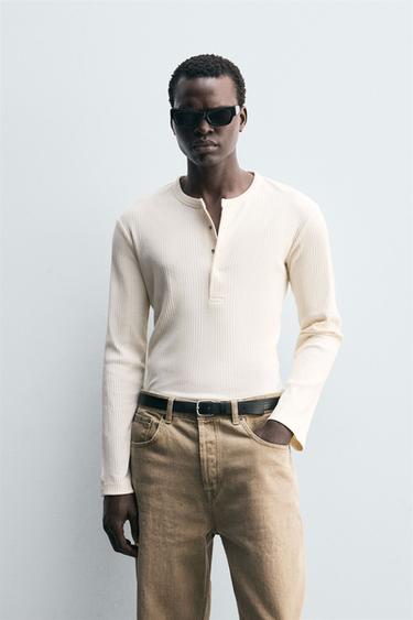 Zara TEXTURED BUTTONED COLLAR T-SHIRT - Oyster-white