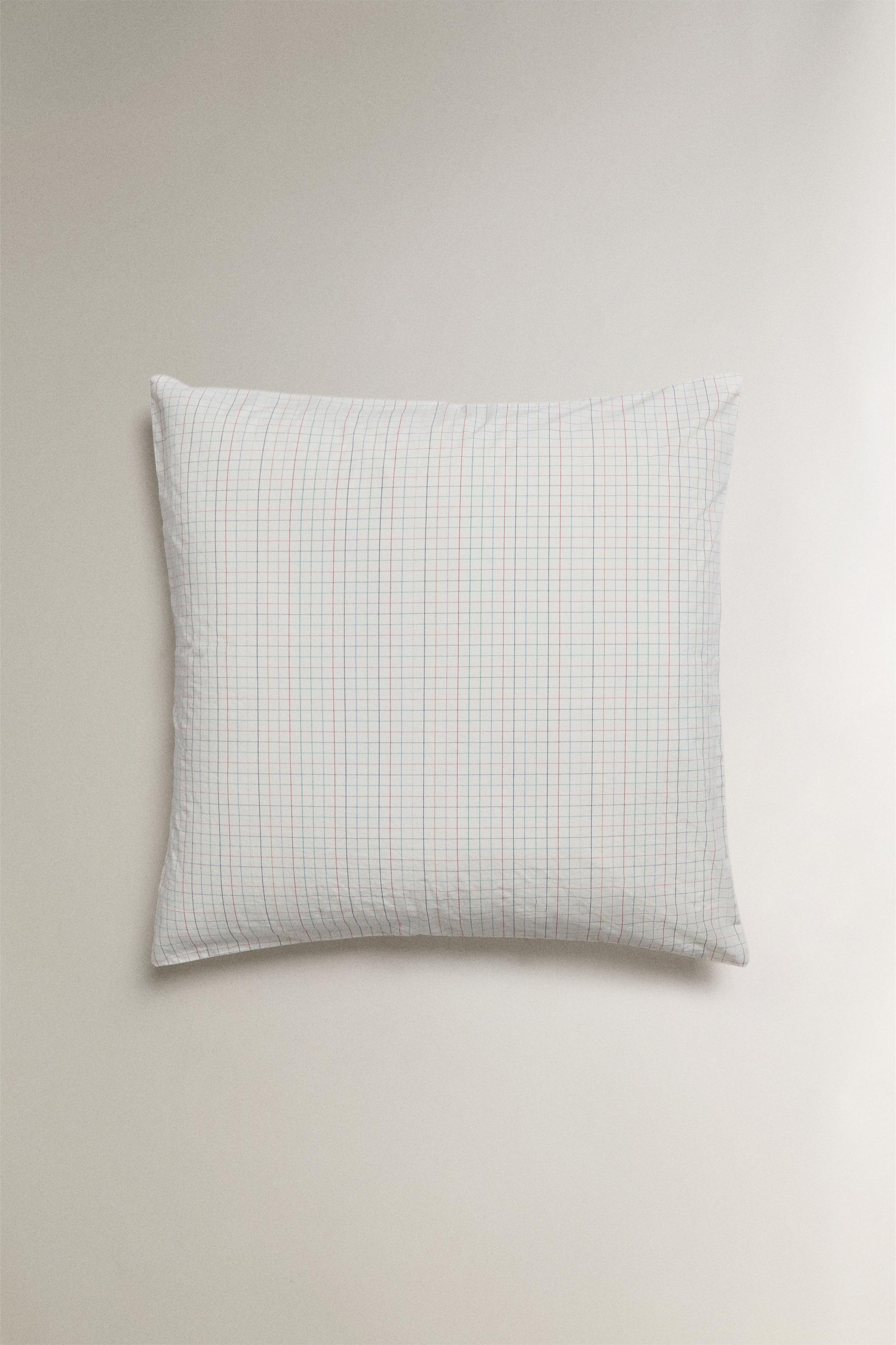 KIDS' CHECK COTTON PILLOWCASE — Multicolored