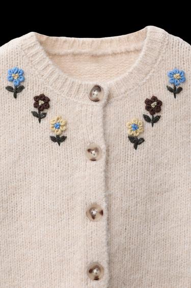 Zara FLORAL EMBROIDERED KNIT CARDIGAN - Ecru