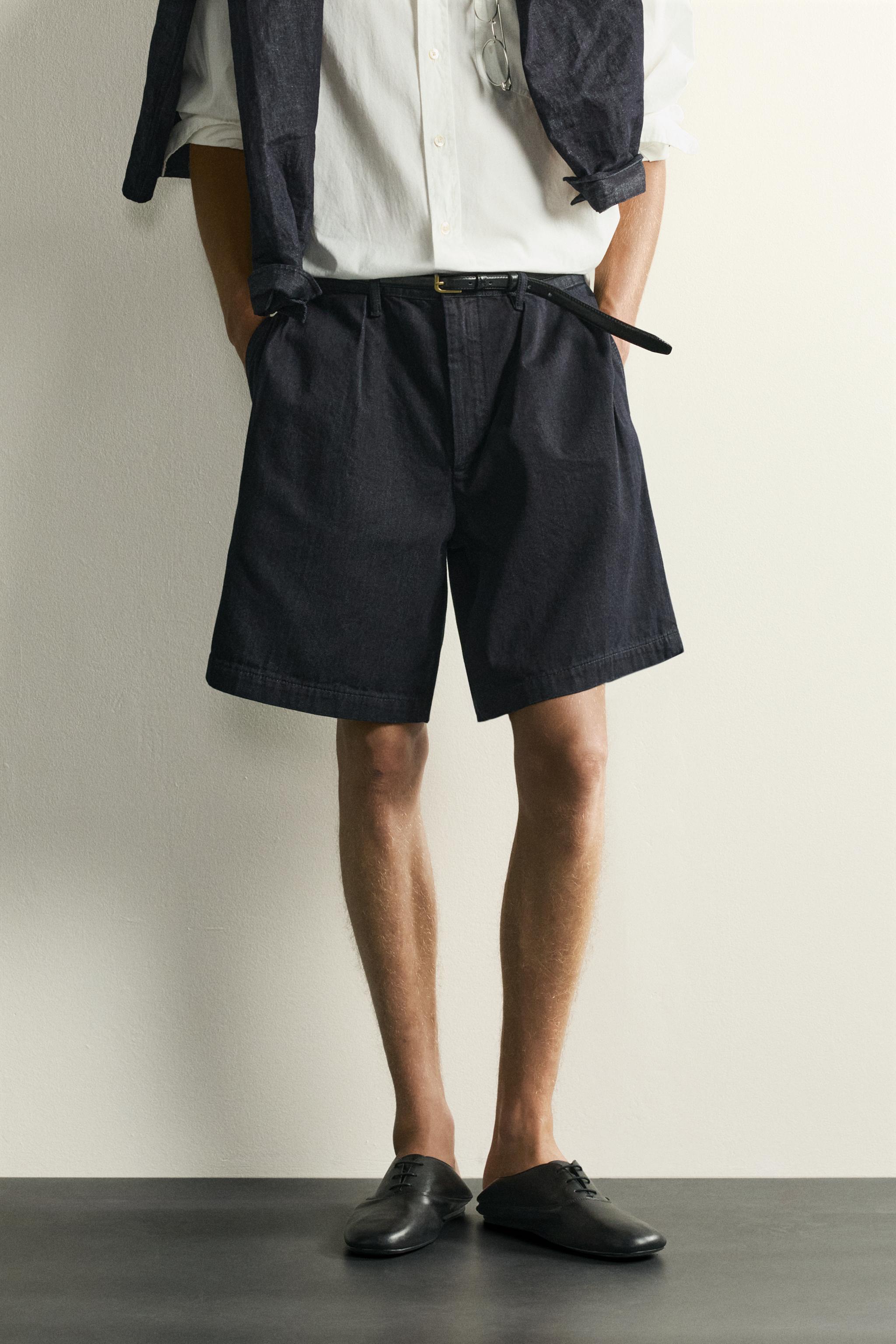 RELAXED FIT PLEATED CHINO DENIM SHORTS